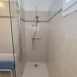 La Maison Des Rosiers Сasa de vacaciones