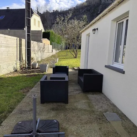 Сasa de vacaciones La Maison Des Rosiers