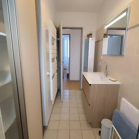 Prázdninový dům La Maison Des Rosiers *