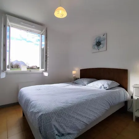 Prázdninový dům La Maison Des Rosiers
