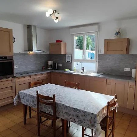 La Maison Des Rosiers Lurdy