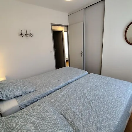 La Maison Des Rosiers Lourdes