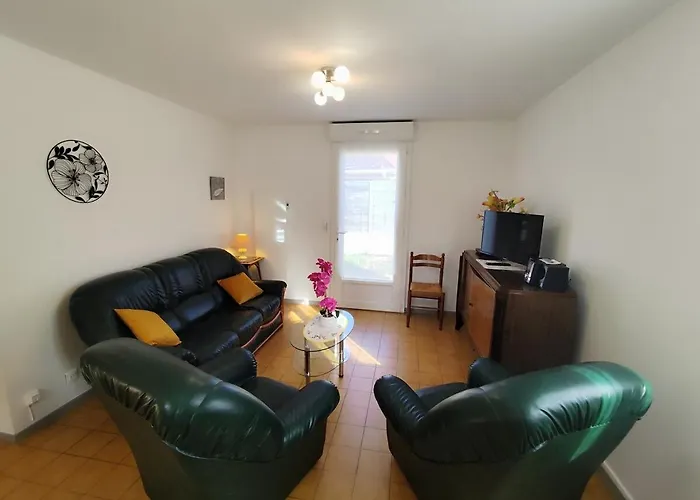 بيت للعطل La Maison Des Rosiers *