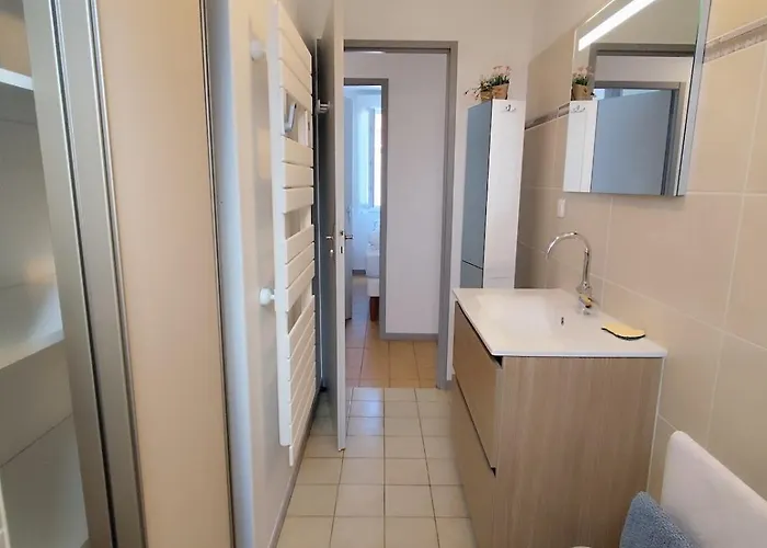 بيت للعطل La Maison Des Rosiers *