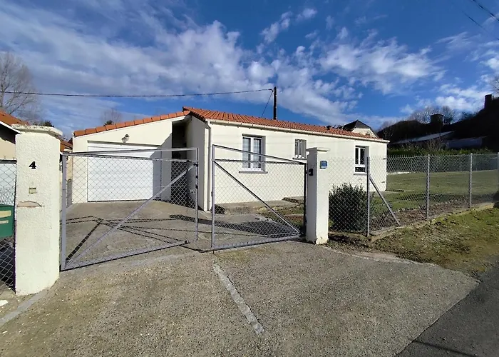 بيت للعطل La Maison Des Rosiers